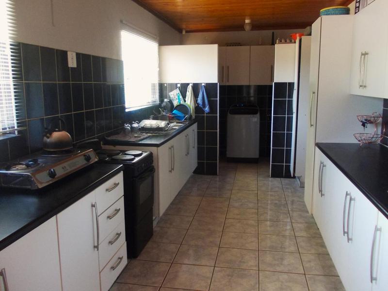 4 Bedroom Property for Sale in Langenhovenpark Free State